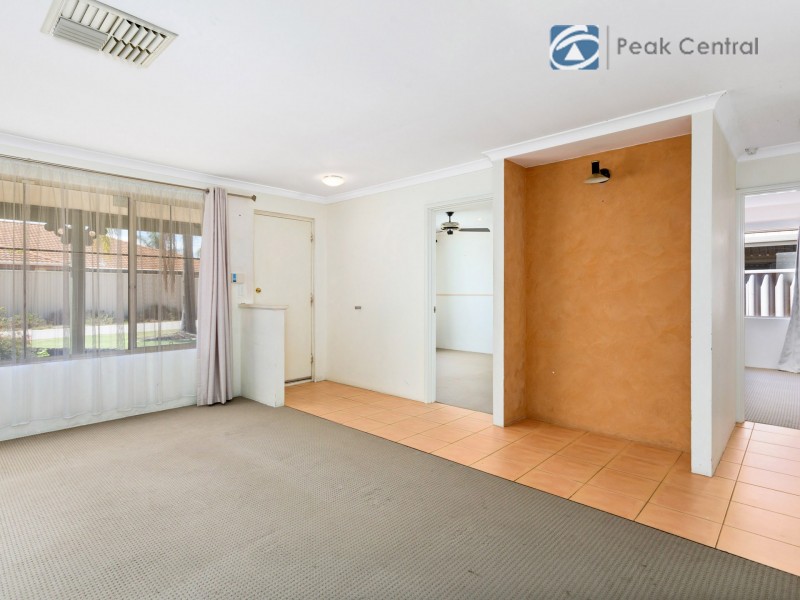 16 Rossell Place, Atwell WA 6164