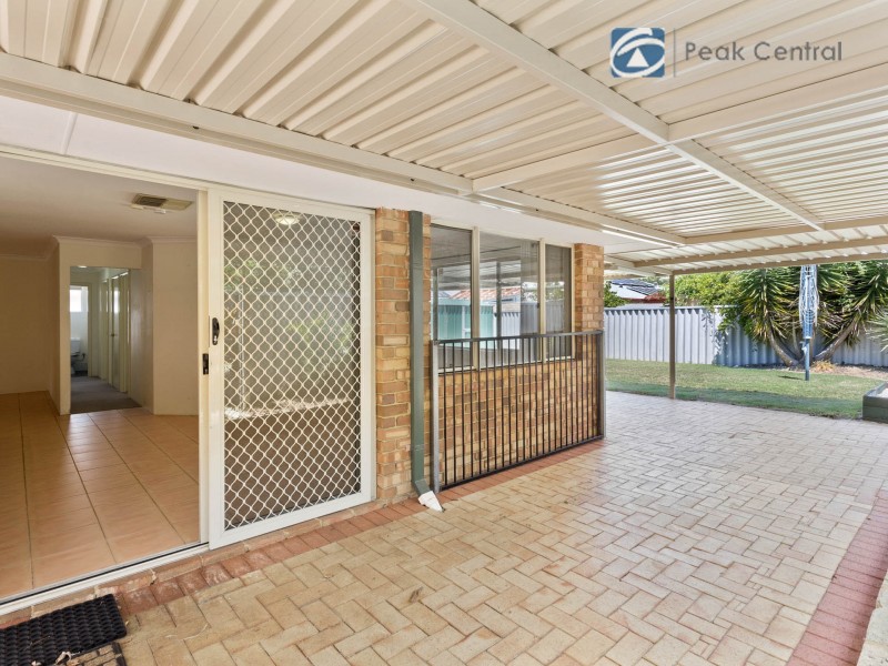 16 Rossell Place, Atwell WA 6164
