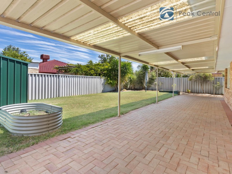 16 Rossell Place, Atwell WA 6164