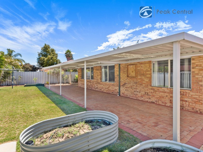16 Rossell Place, Atwell WA 6164