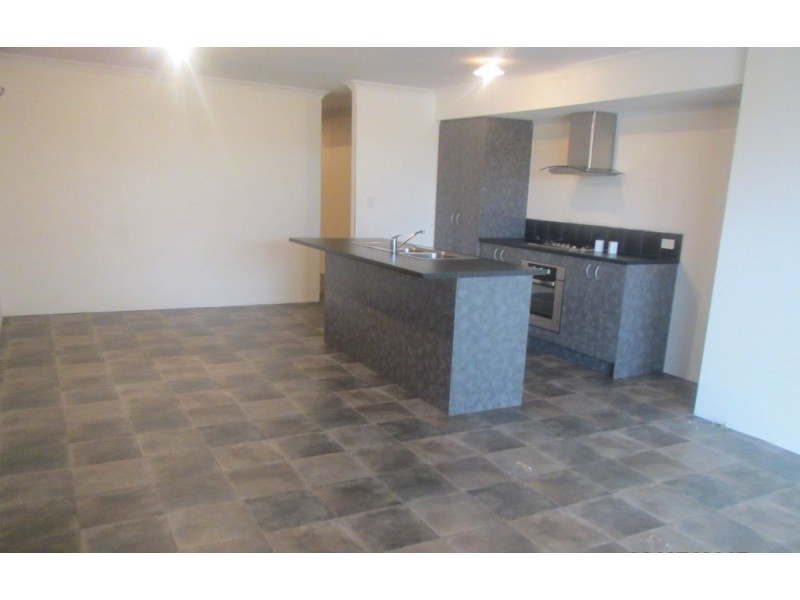 92 Durango Turn, Aubin Grove WA 6164