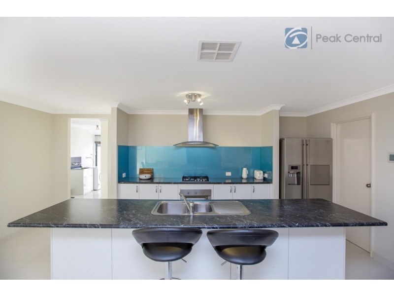 12 Minter Way, Aubin Grove WA 6164