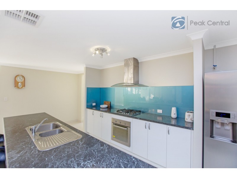 12 Minter Way, Aubin Grove WA 6164