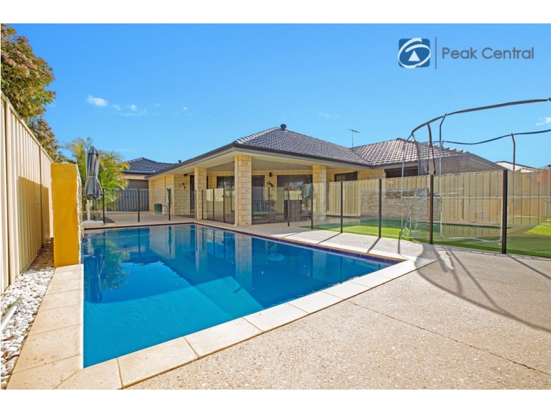 6 Repose Terrace, Atwell WA 6164