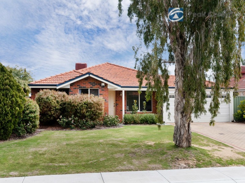 18 Folland Parade, Atwell WA 6164