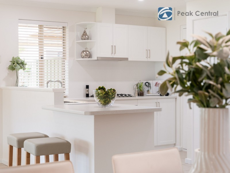 18 Folland Parade, Atwell WA 6164