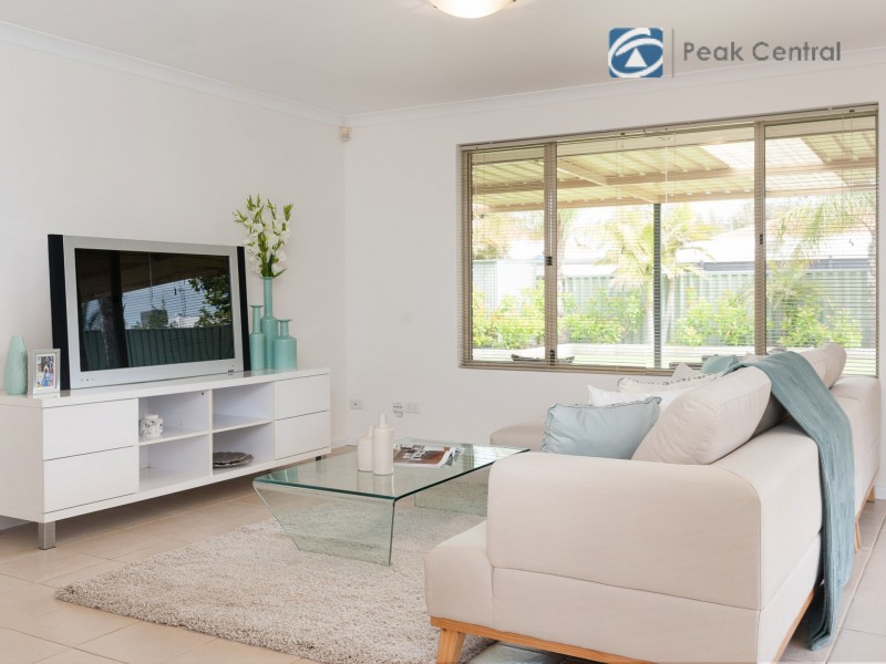 18 Folland Parade, Atwell WA 6164