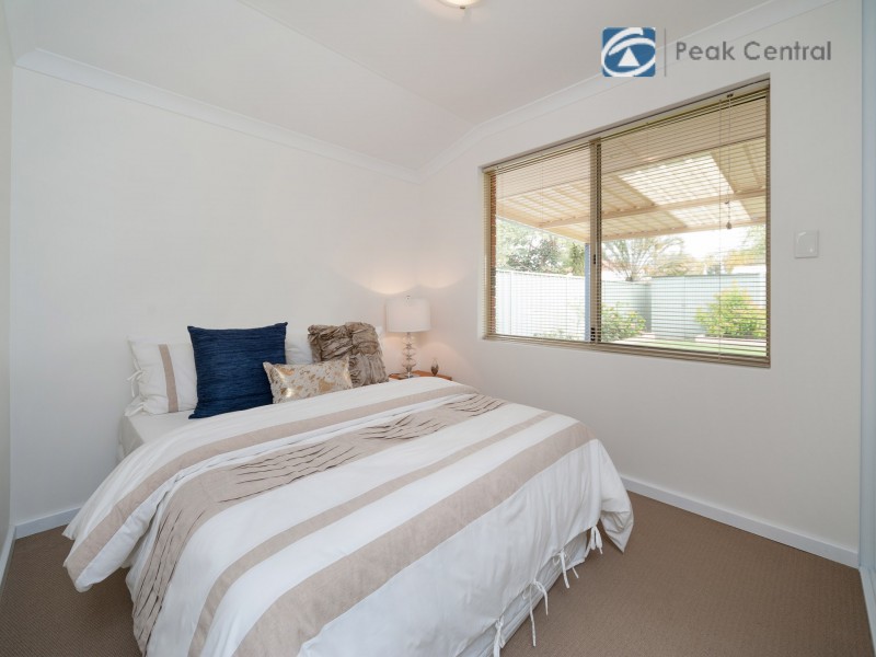 18 Folland Parade, Atwell WA 6164