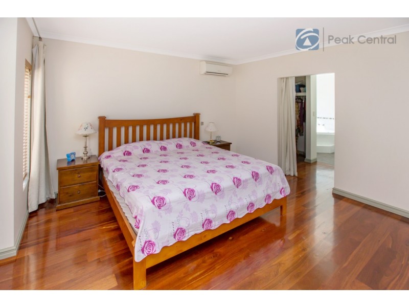 15 Charnley Bend, Success WA 6164