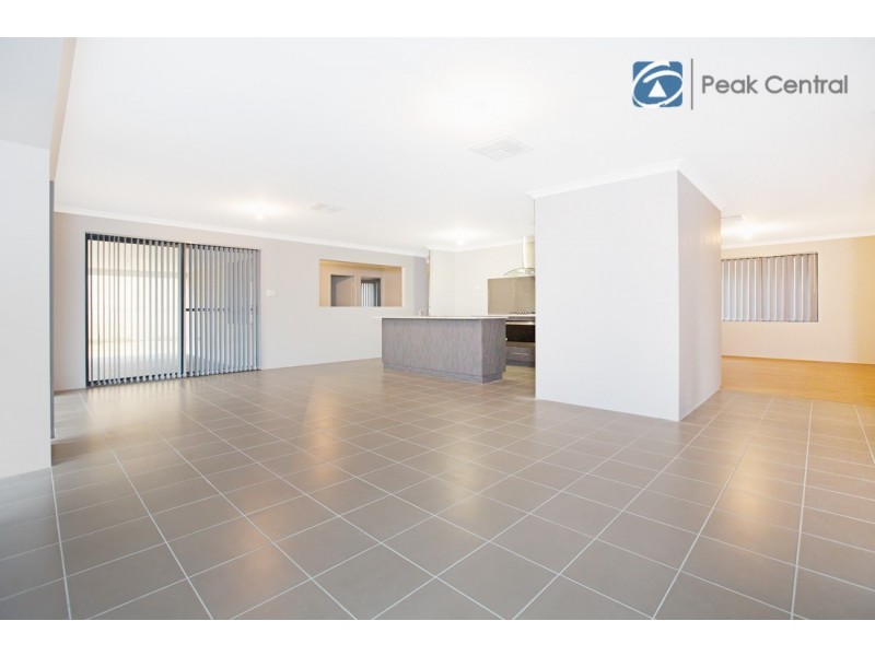 12 Tetbury Way, Wellard WA 6170