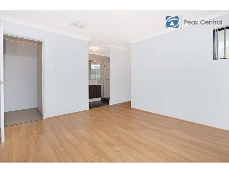 12 Tetbury Way, Wellard WA 6170