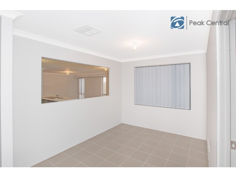 12 Tetbury Way, Wellard WA 6170