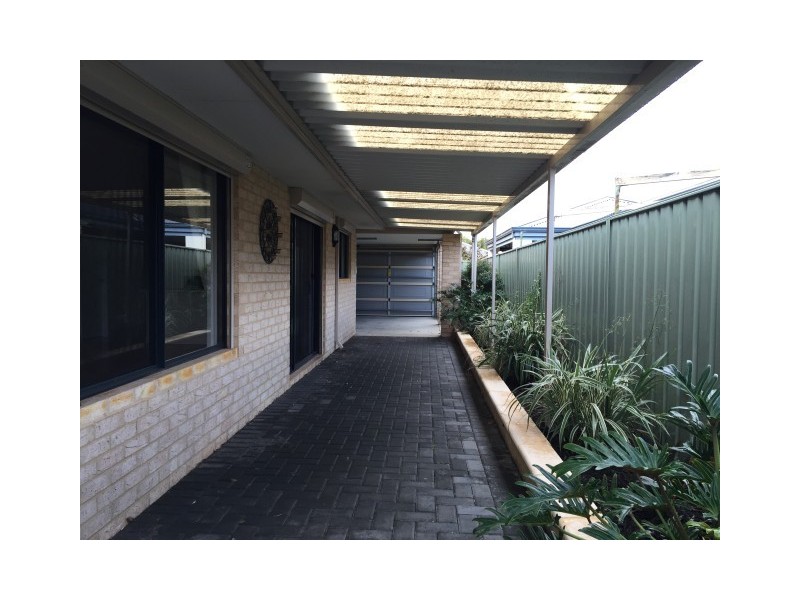 19 Lombe Gardens, Atwell WA 6164