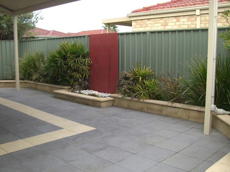 19 Lombe Gardens, Atwell WA 6164