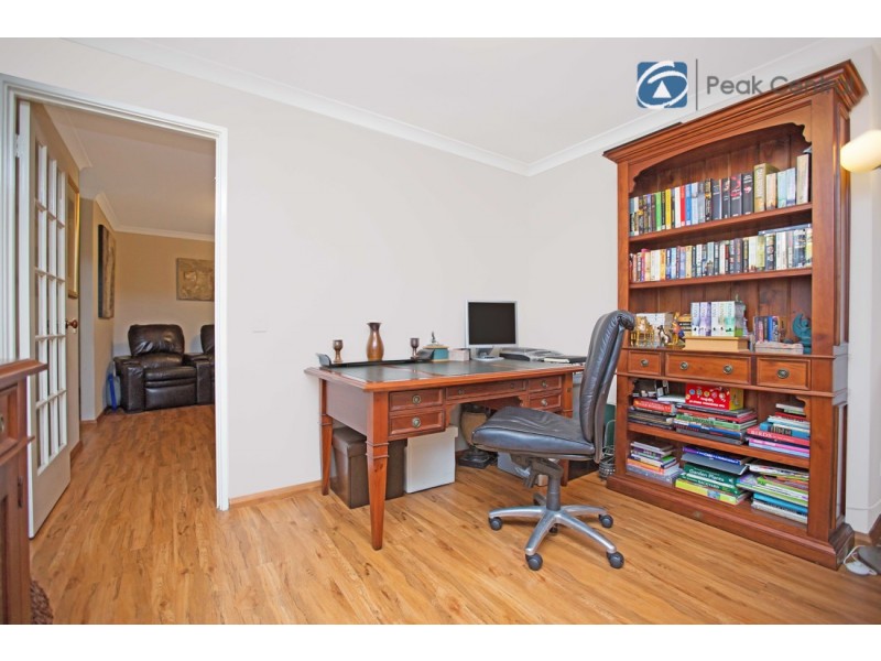 38 St Claire Gardens, Atwell WA 6164