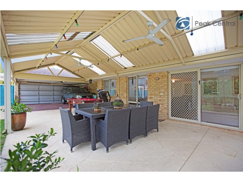 38 St Claire Gardens, Atwell WA 6164