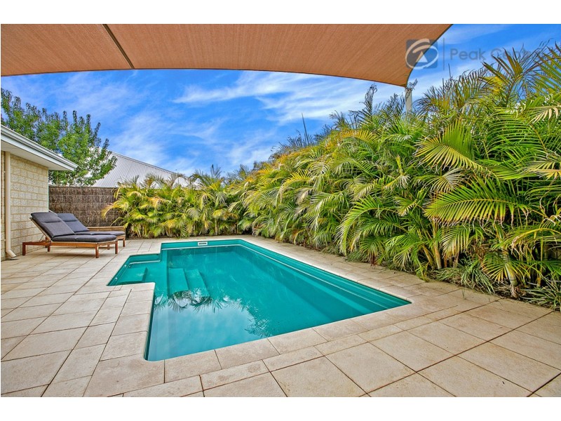 12 Araluen Bend, Aubin Grove WA 6164