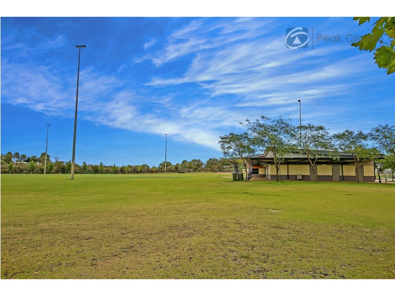 12 Araluen Bend, Aubin Grove WA 6164
