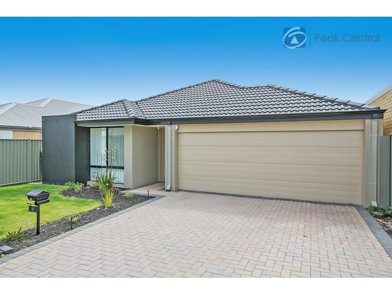 8 Ewens Pass, Wandi WA 6167