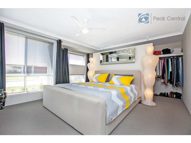 8 Blossom Chase, Aubin Grove WA 6164