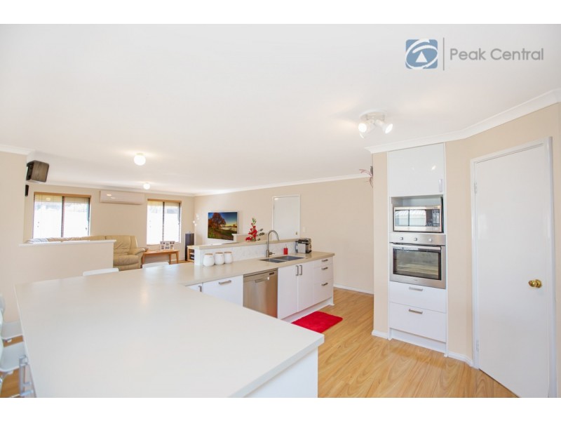 3 Marav Court, Success WA 6164