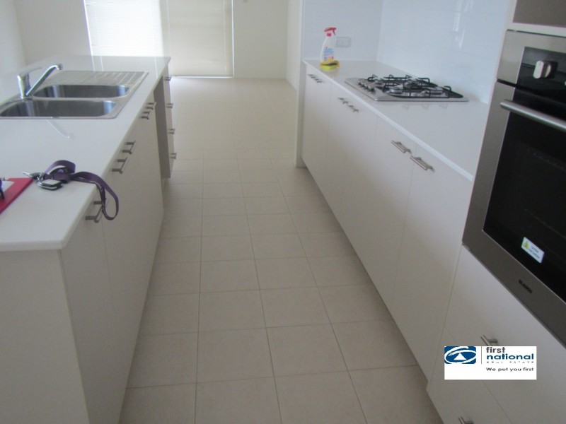 17/27 Barfield Road, Hammond Park WA 6164