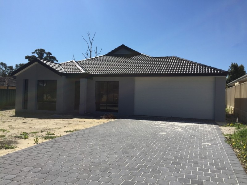 23 Parkway Road, Bibra Lake WA 6163