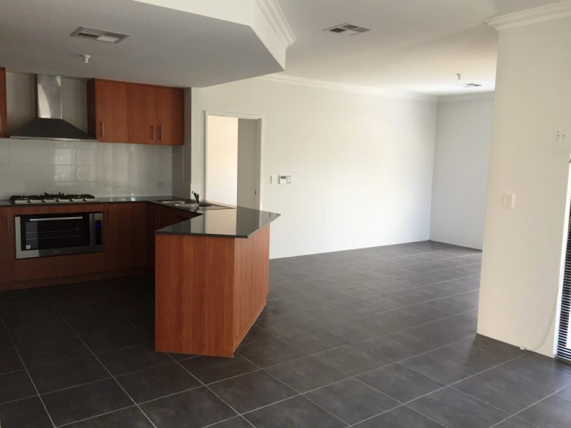 23 Parkway Road, Bibra Lake WA 6163