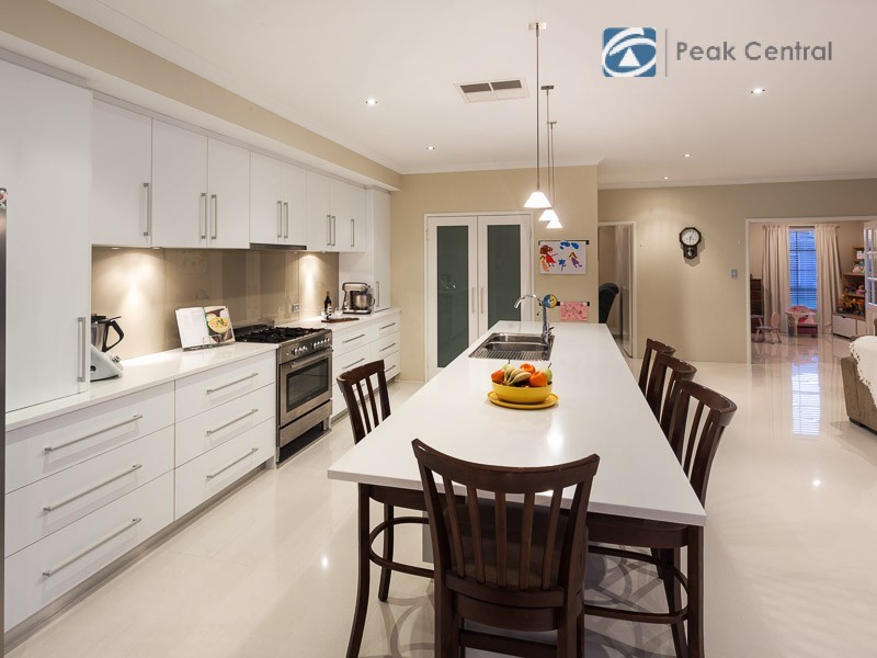 9 Cukela Loop, Atwell WA 6164