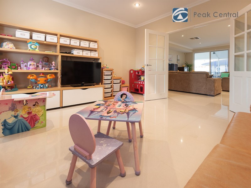 9 Cukela Loop, Atwell WA 6164