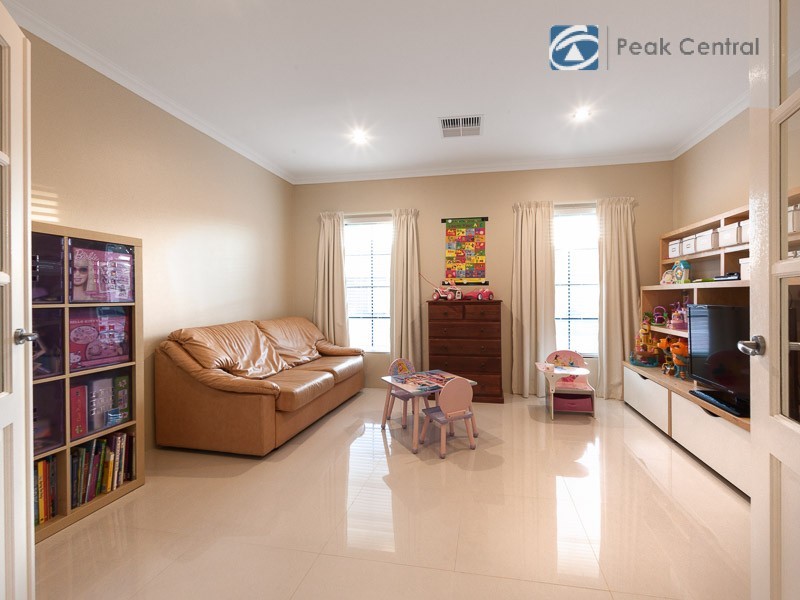 9 Cukela Loop, Atwell WA 6164