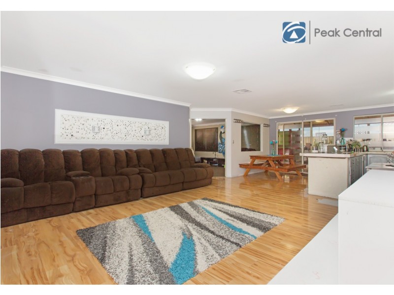 1 Marav Court, Success WA 6164