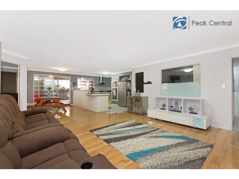 1 Marav Court, Success WA 6164