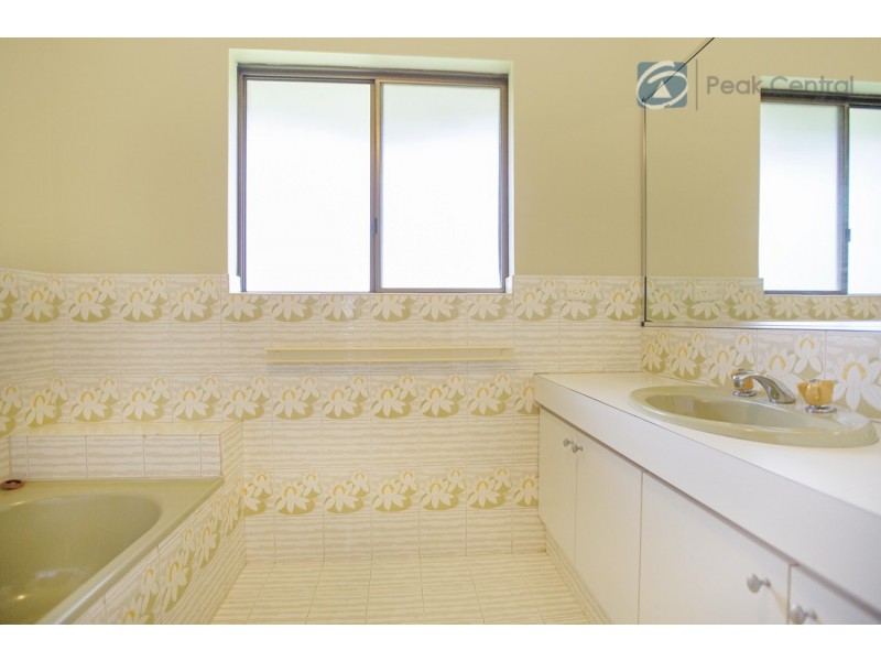129 Lorimer Road, Munster WA 6166