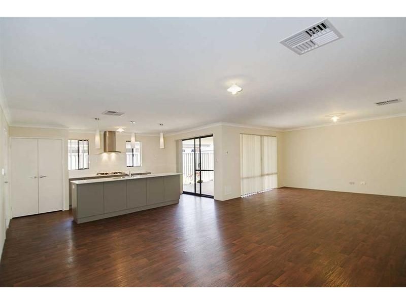 20 Archdale Loop, Piara Waters WA 6112