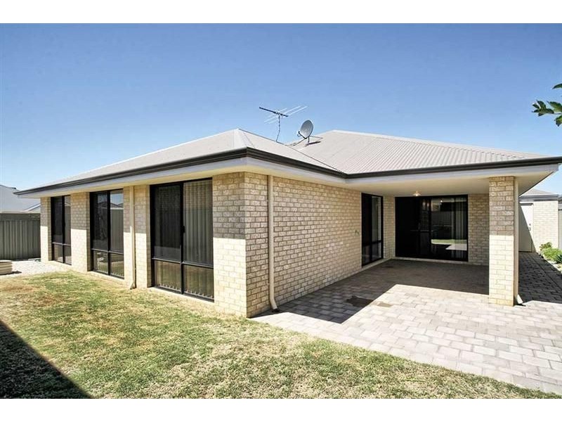 20 Archdale Loop, Piara Waters WA 6112