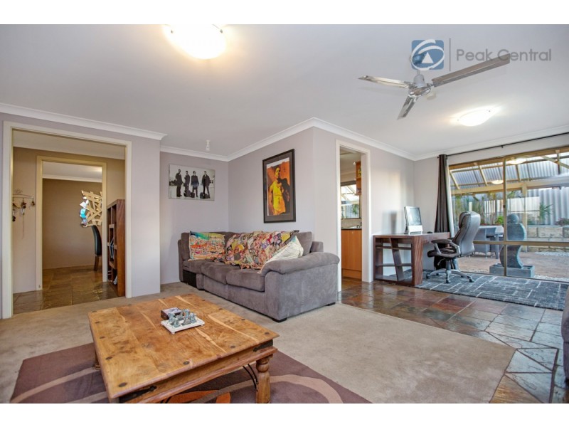 11 Acacia Way, Yangebup WA 6164