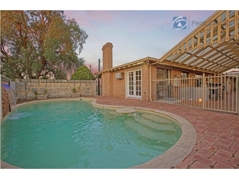 11 Acacia Way, Yangebup WA 6164