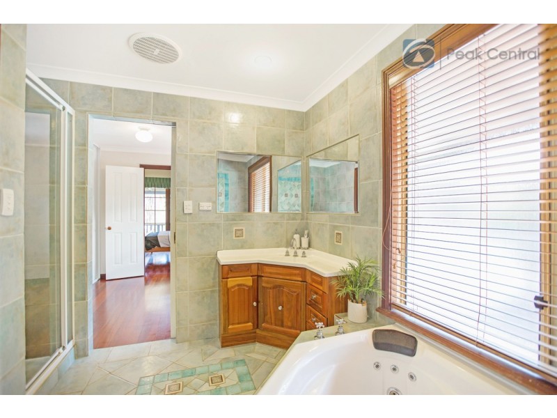 18 Austin Close, Mount Helena WA 6082