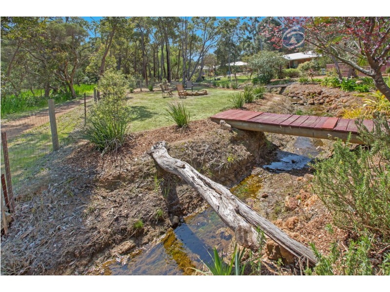 18 Austin Close, Mount Helena WA 6082