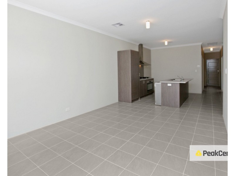 22 Towarri Way, Wandi WA 6167