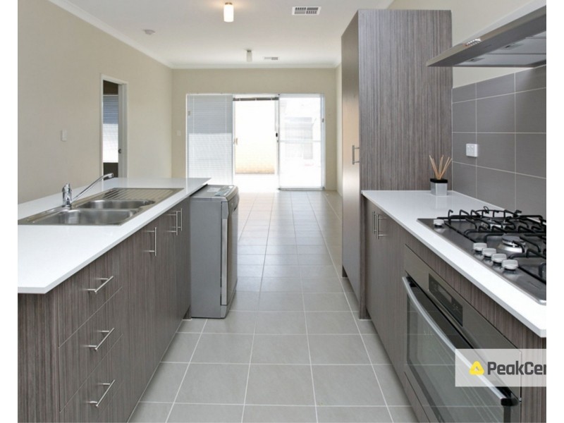 22 Towarri Way, Wandi WA 6167