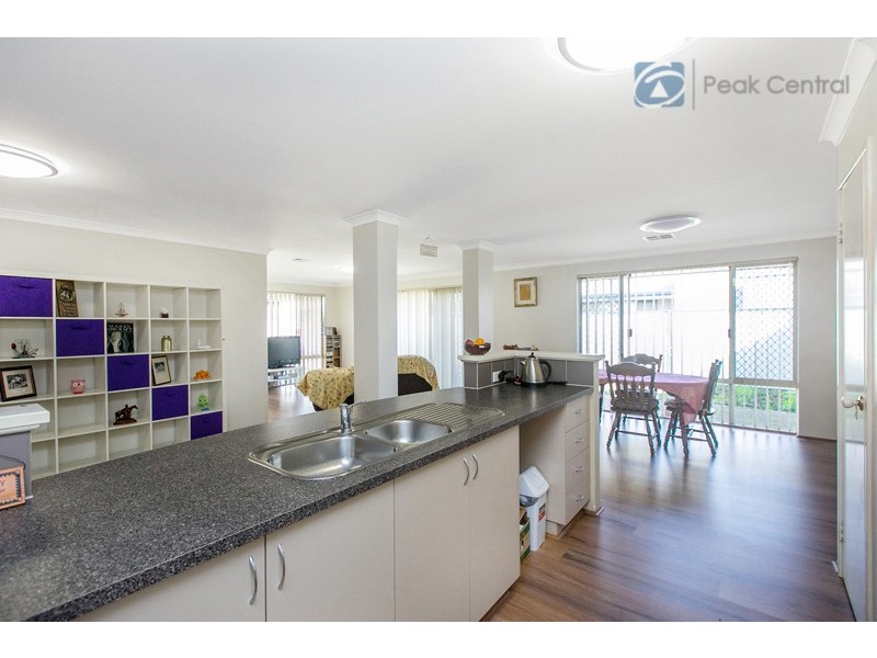 13 Cotter Loop, Success WA 6164