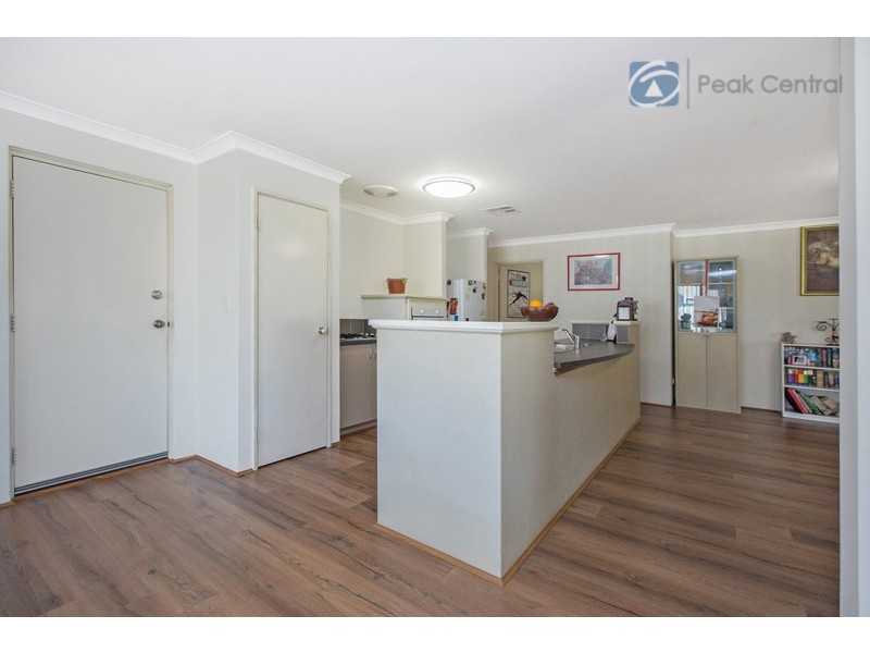 13 Cotter Loop, Success WA 6164