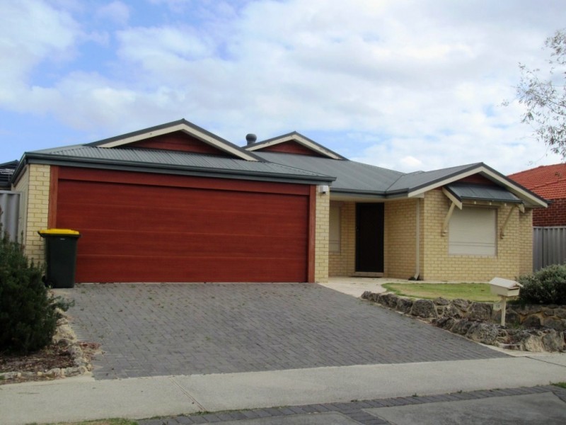 10 Baler Court, Hammond Park WA 6164