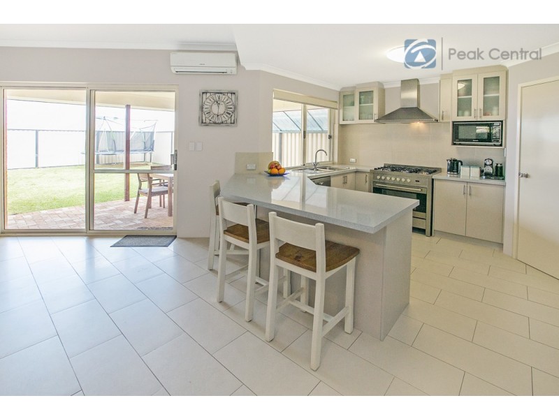 30 Belmore Bend, Aubin Grove WA 6164