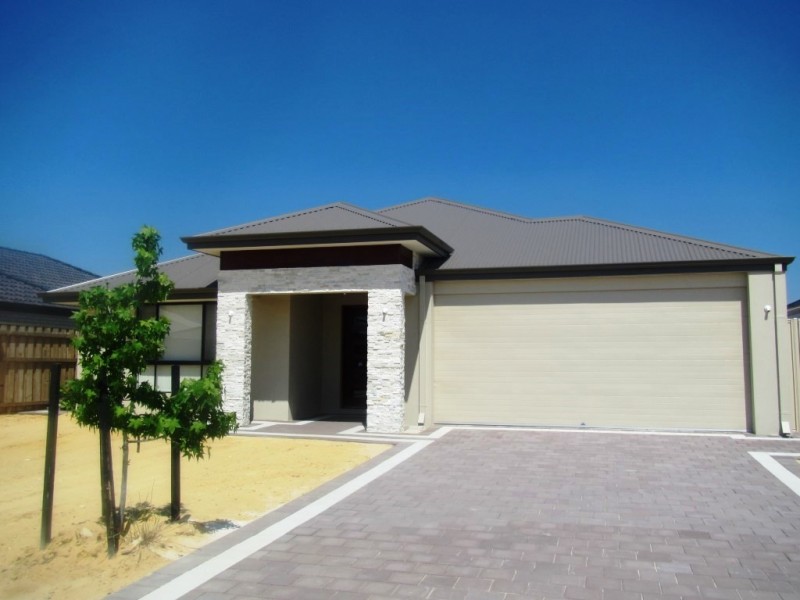 23 Peridot Pass, Wellard WA 6170