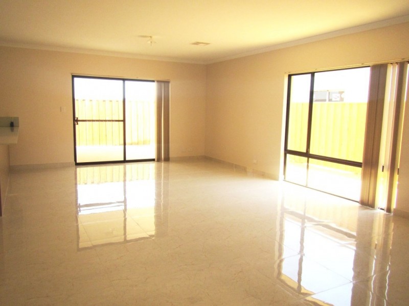 23 Peridot Pass, Wellard WA 6170