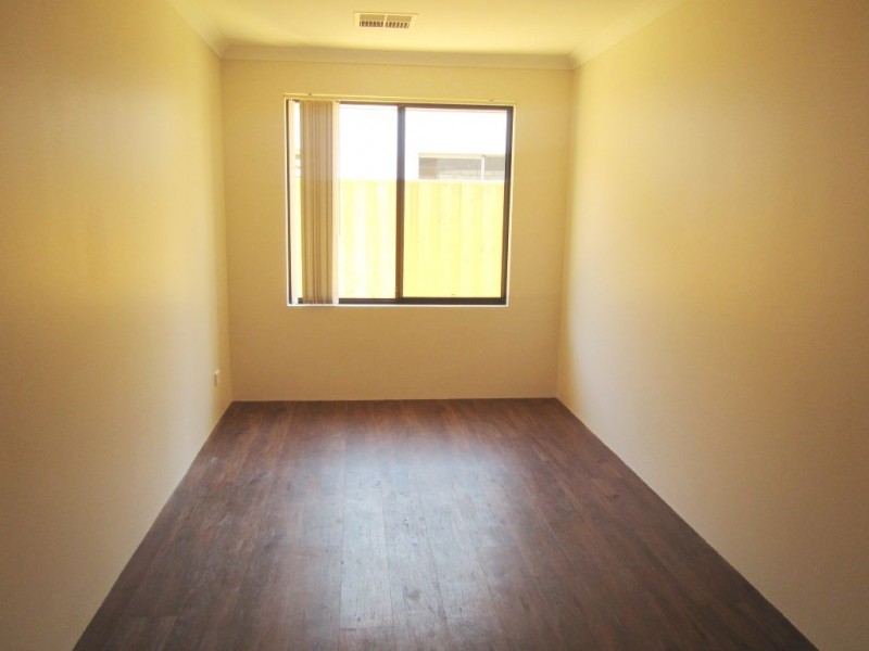 23 Peridot Pass, Wellard WA 6170