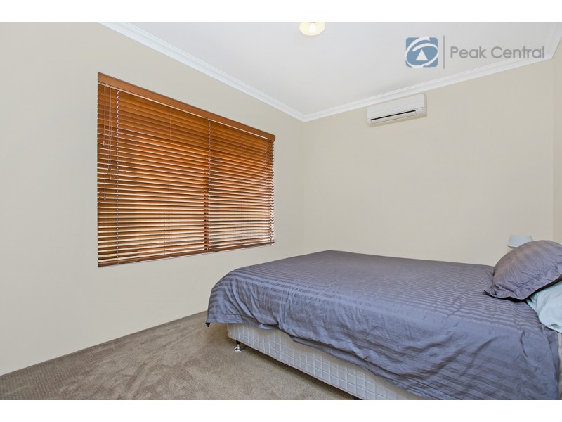 6A Ritchie Way, Cloverdale WA 6105